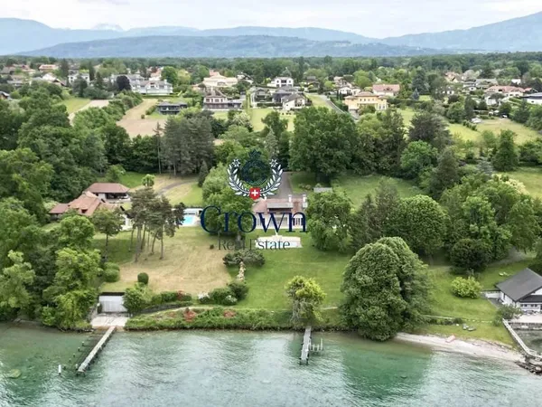 Cadre enchanteur au bord de l'eau