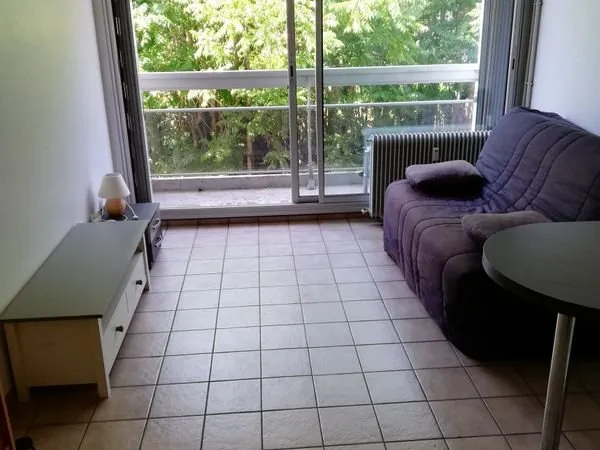 Studio 20 m² avec place de parking privée