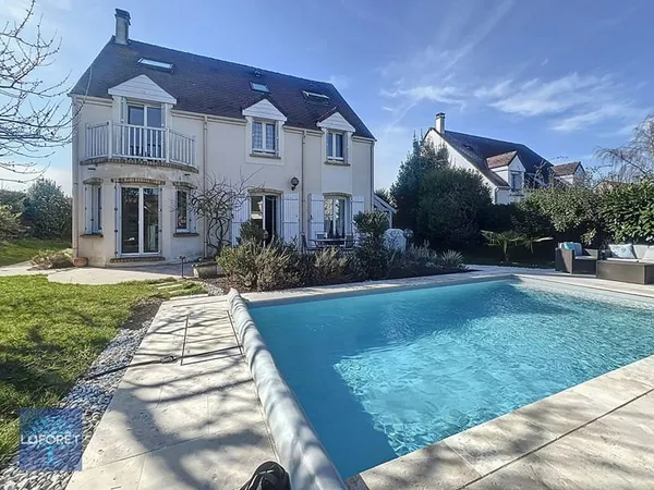 Maison Mennecy 8 pièce(s) 170 m2