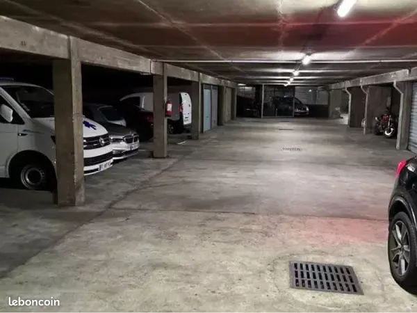 Place de parking sécurisée