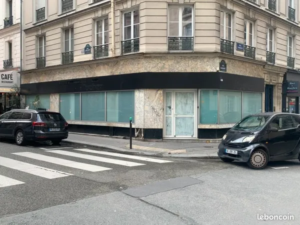 MURS LIBRES boutique d'angle Courcelles