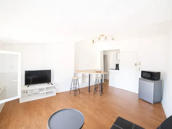 A LOUER T2 MEUBLE NARBONNE