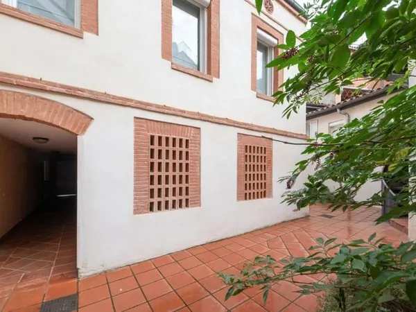 Toulouse Saint Aubin appartement de type 3 dans un immeuble de cararctère
