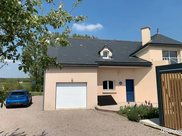 Propriété 5 pièces 124 m² à Plédéliac