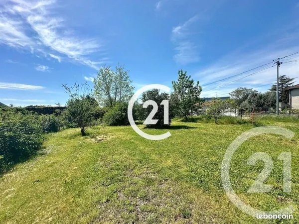 Terrain 650 m² Cognac