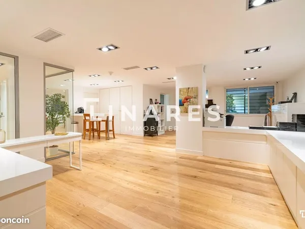 Bureaux 129 m² Marseille 8ème