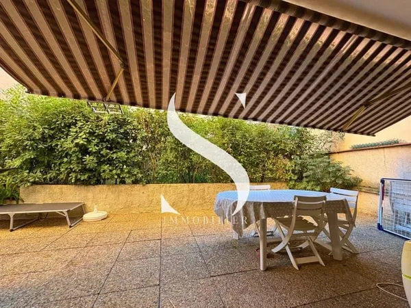 À Vallauris, appartement 4 pièces en rez-de-jardin à vendre !