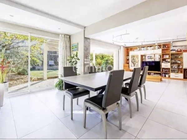 Marseille 12e - Maison familiale de 227 m² dans un clos privé