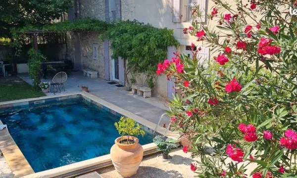 Mas 6 pièces 186 m²