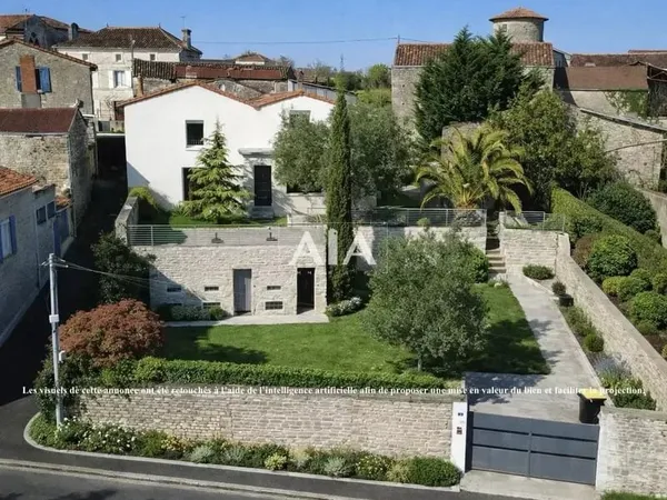 Maison de caractère en pierre - 216 m² - Vue panoramique - Luxé