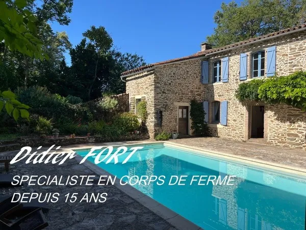 CORPS DE FERME ANCIENNE MAISON DE MAITRE AGRICOLE 11PIECES 399000€ A MONTIRAT 81190