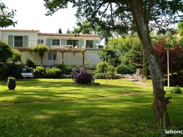 Maison 5 pièces 121 m²