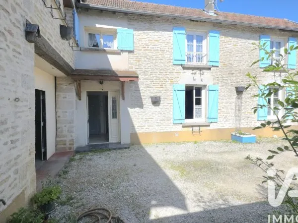 Maison 9 pièces 180 m²