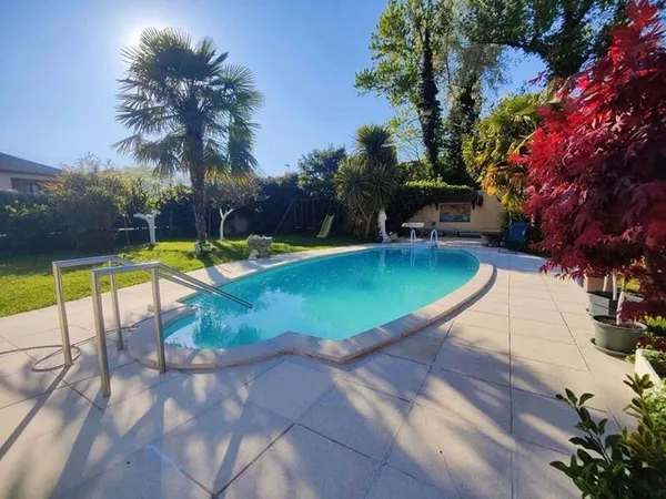 Maison 6 pièces 134 m²