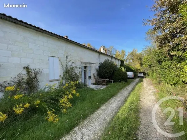 Longère 8 pièces 277 m²