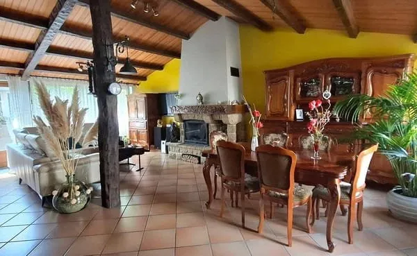 Maison 7 pièces 140 m²
