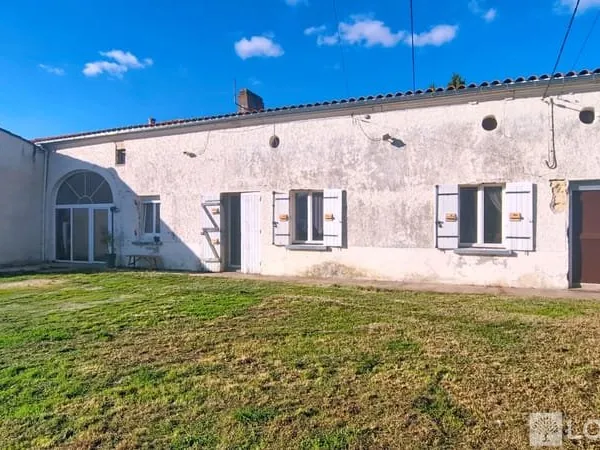 Maison de 152 m² Rénovée avec potentiel Terrain clos de 300 m²