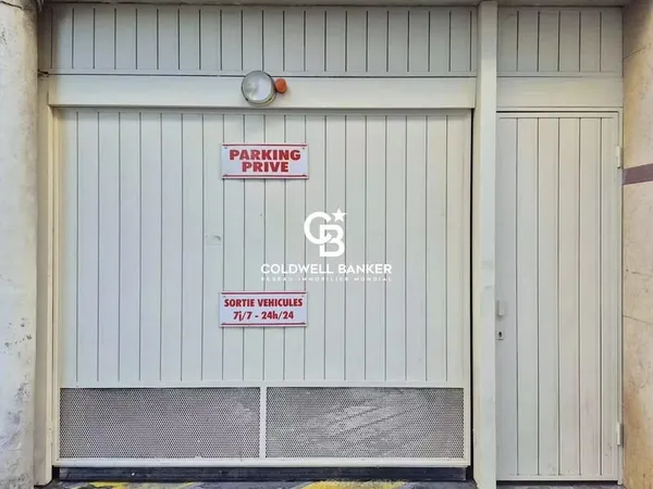 Carré d'Or / Promenade des Anglais - Parking