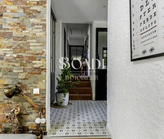 Maison 6 pièces 180 m²