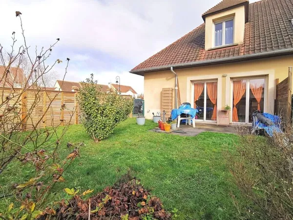 Maison 4P en excellent état avec jardin sud proche toute com