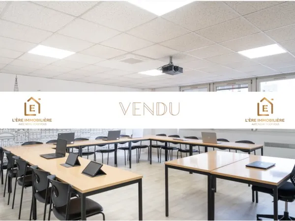 Bureau 148 m²