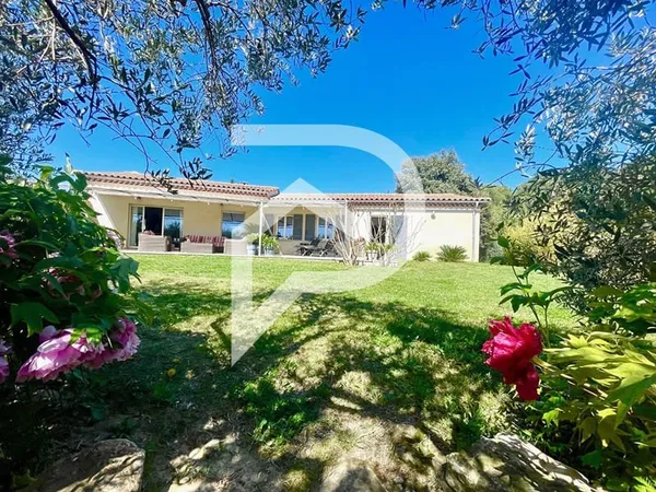 Lauris - Villa plain-pied-150m² env. hab -1136m² env. de parc...