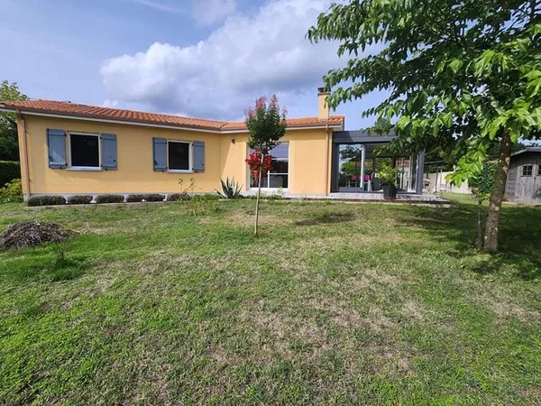 Maison contemporaine 3 chambres secteur Pugnac