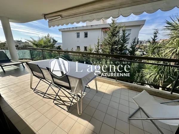 BAS CIMIEZ - 3 PIÈCES DE 77m2 - CALME - TERRASSE - GARAGE