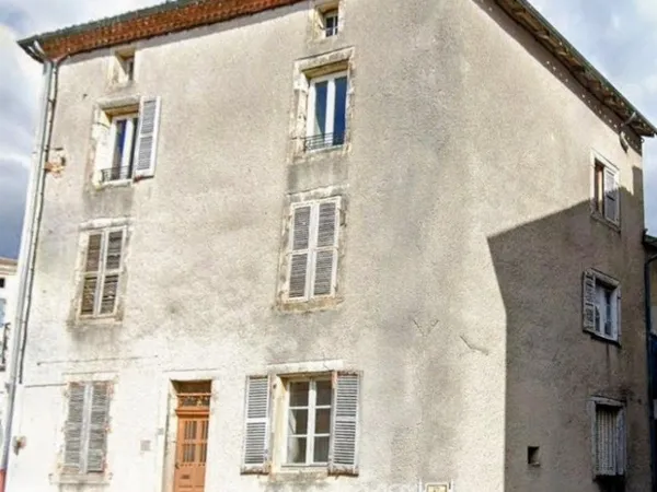 Immeuble de rapport au coeur de Bellac