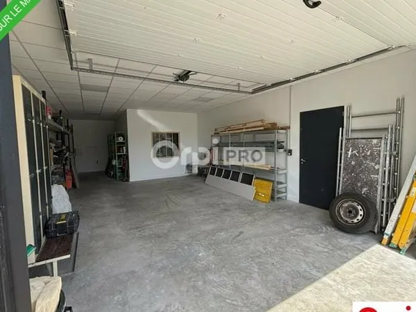 Local d'activité 70 m²