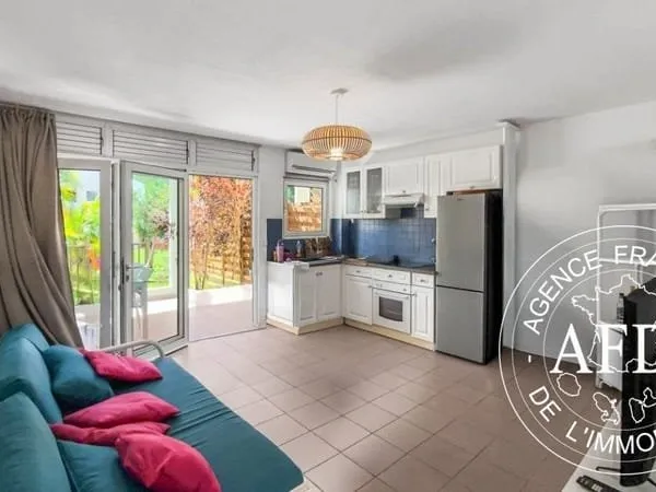 Rez-de-jardin de charme au Diamant — entre plage, piscine et r