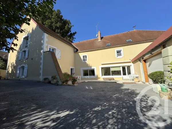 Maison 12 pièces 350 m²