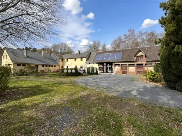 Maison 9 pièces 322 m²