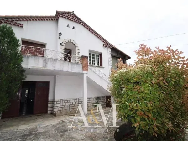 Villa 6 pièces 220 m²