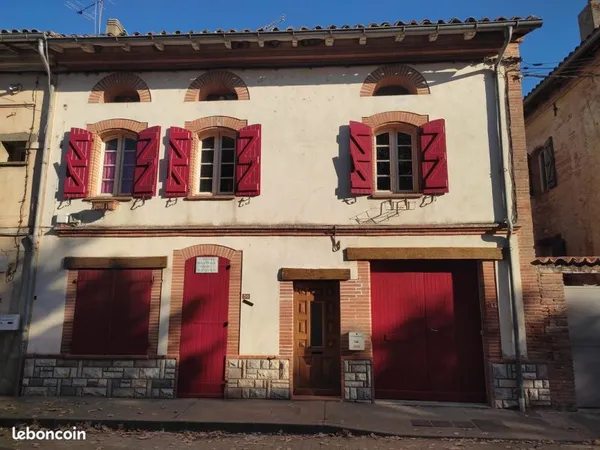 Maison de village avec jardin