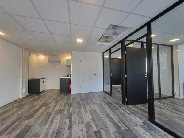 Local professionnel de 46m2, 7 Quai du Maréchal Leclerc 88100 Saint-Dié