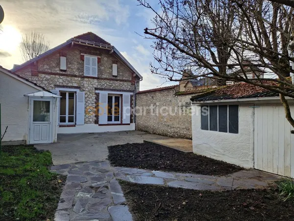 MONTARGIS MAISON ENTRE LA GARE ET LE CENTRE VILLE