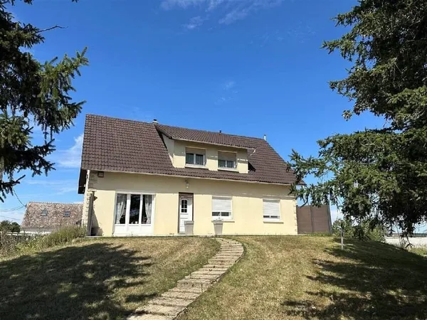 Maison 6 pièces 145 m²