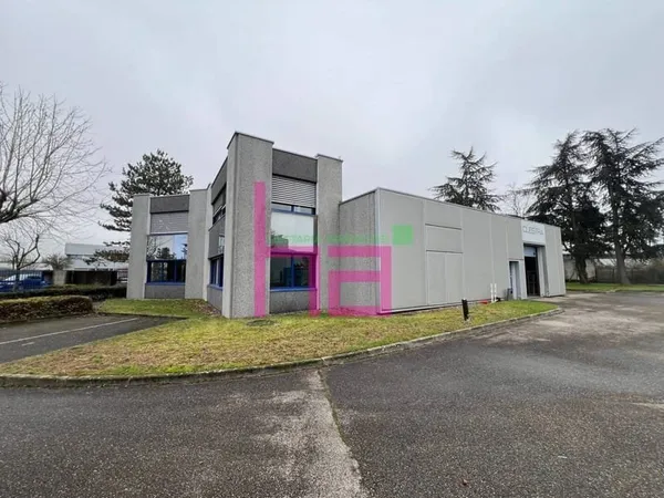 Local d'activité 500 m²