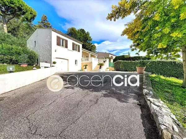 Maison 5 pièces 104 m²