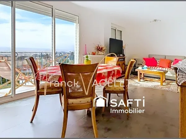 Vue exceptionnelle pour cette jolie villa sans travaux