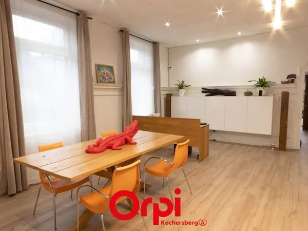 Bureau 2 pièces 125 m²