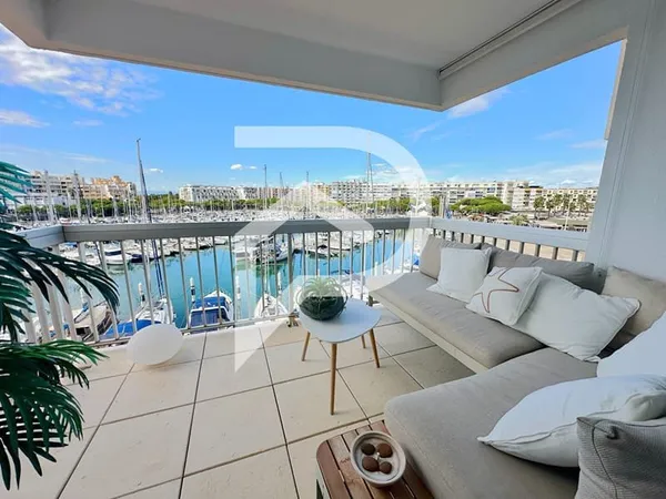 CARNON PLAGE - QUARTIER PORT - DUPLEX D'EXCEPTION VUE MER & PORT + GARAGE EN LOCATION