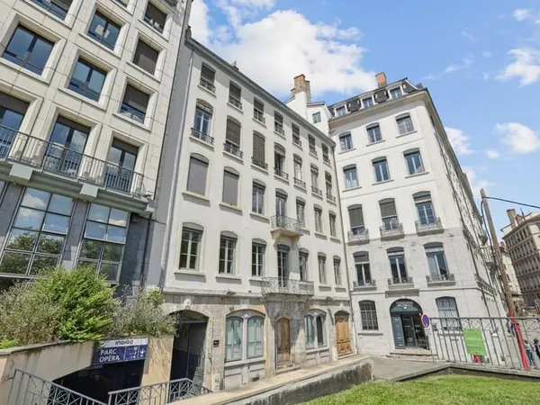 Bureaux 620 m²