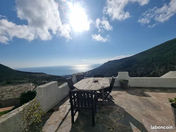 Propriété 4 pièces 102 m²