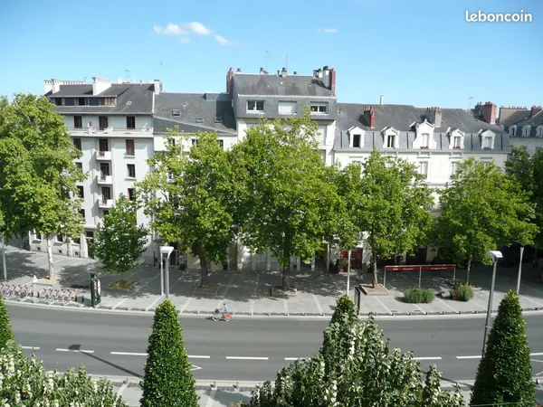 Studio meublé / hyper centre-ville / 50 otages / Pour étudiant