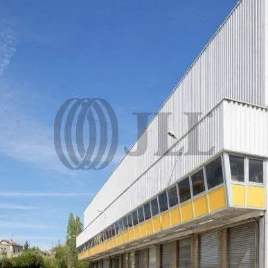 Local d'activité 3272 m²