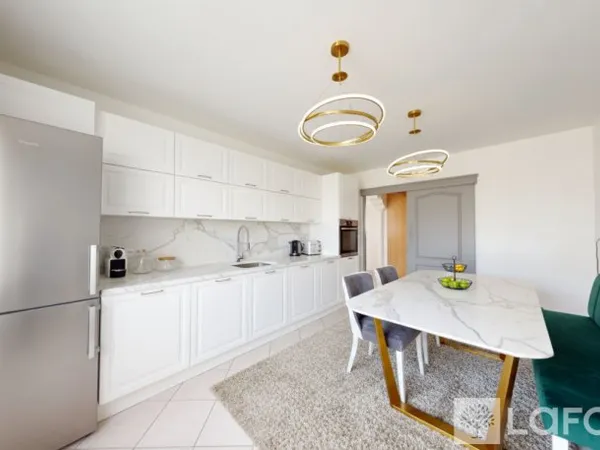 Maison 8 pièces 210 m²