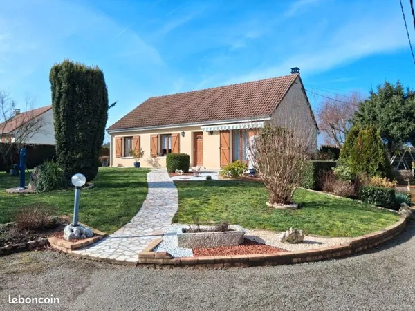 MAISON 100 m² 5 pièces sur 2 000 m² de terrain