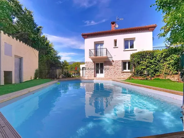 Maison 6 pièces 157 m²
